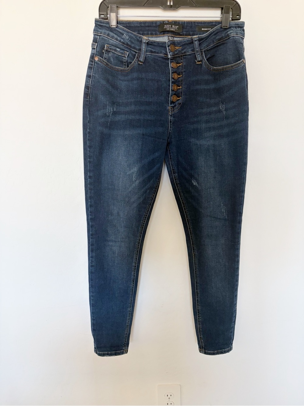 EUC Judy Blue Skinny Fit Distressed Button Fly High Rise Jeans Size 9/29